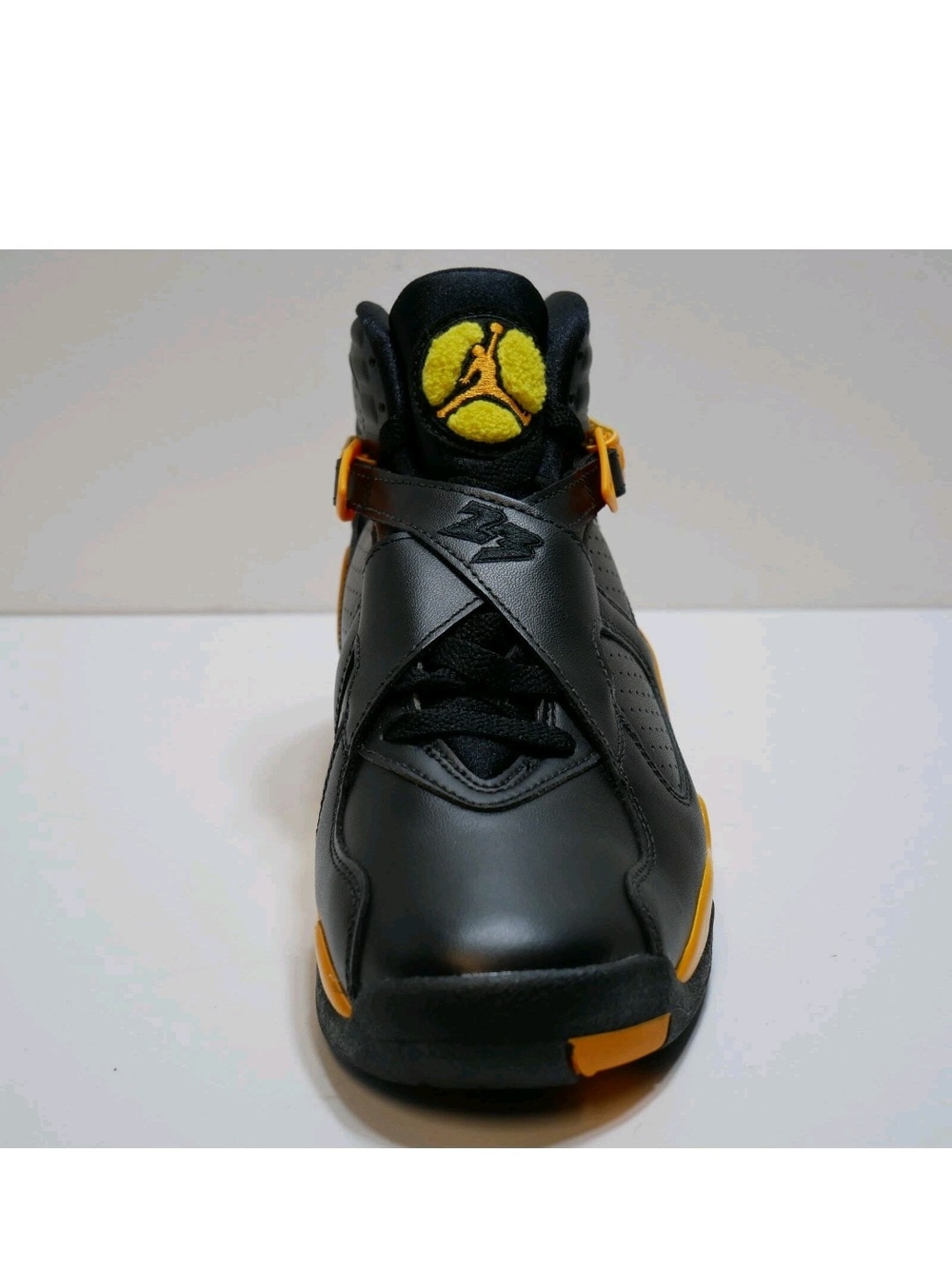 Men's Size 9.5 - Women's 11 -Jordan 8 Retro Taxi Yellow Black unisex - Picture 12 of 16